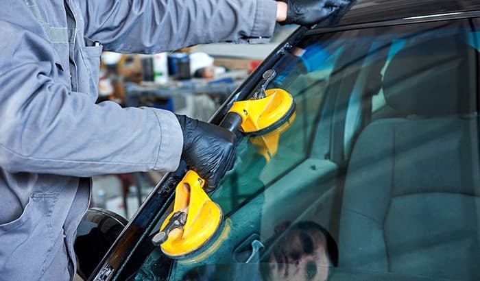 10 Steps to Take to Get a New Windshield For Your Car