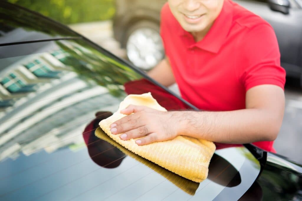 How to Keep Your Windshield Clean Without Damaging It